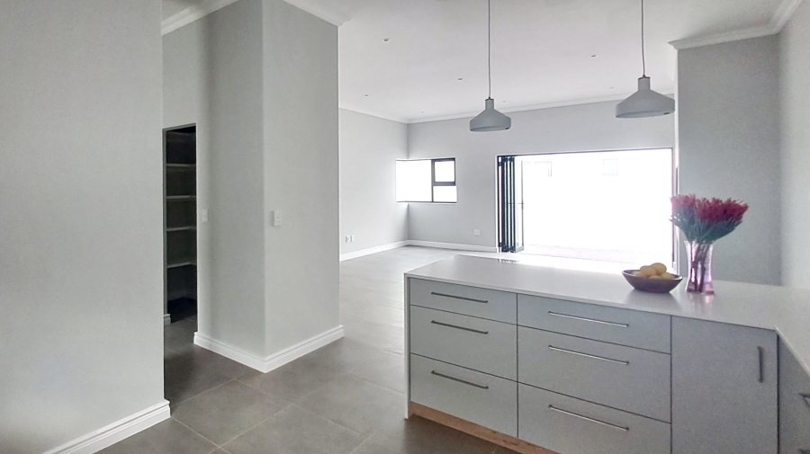 3 Bedroom Property for Sale in Shelley Point Western Cape